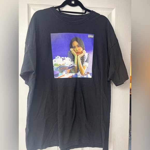 Olivia Rodrigo SOUR (Target Exclusive) Shirt - Picture 1 of 4